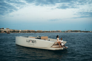 Luxury Electric Yachts – Prices, Comfort & Lumen’s Advantage