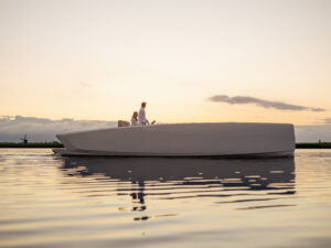 Discover the Silence: Why the Lumen E10 Is the Future of Luxury Boats